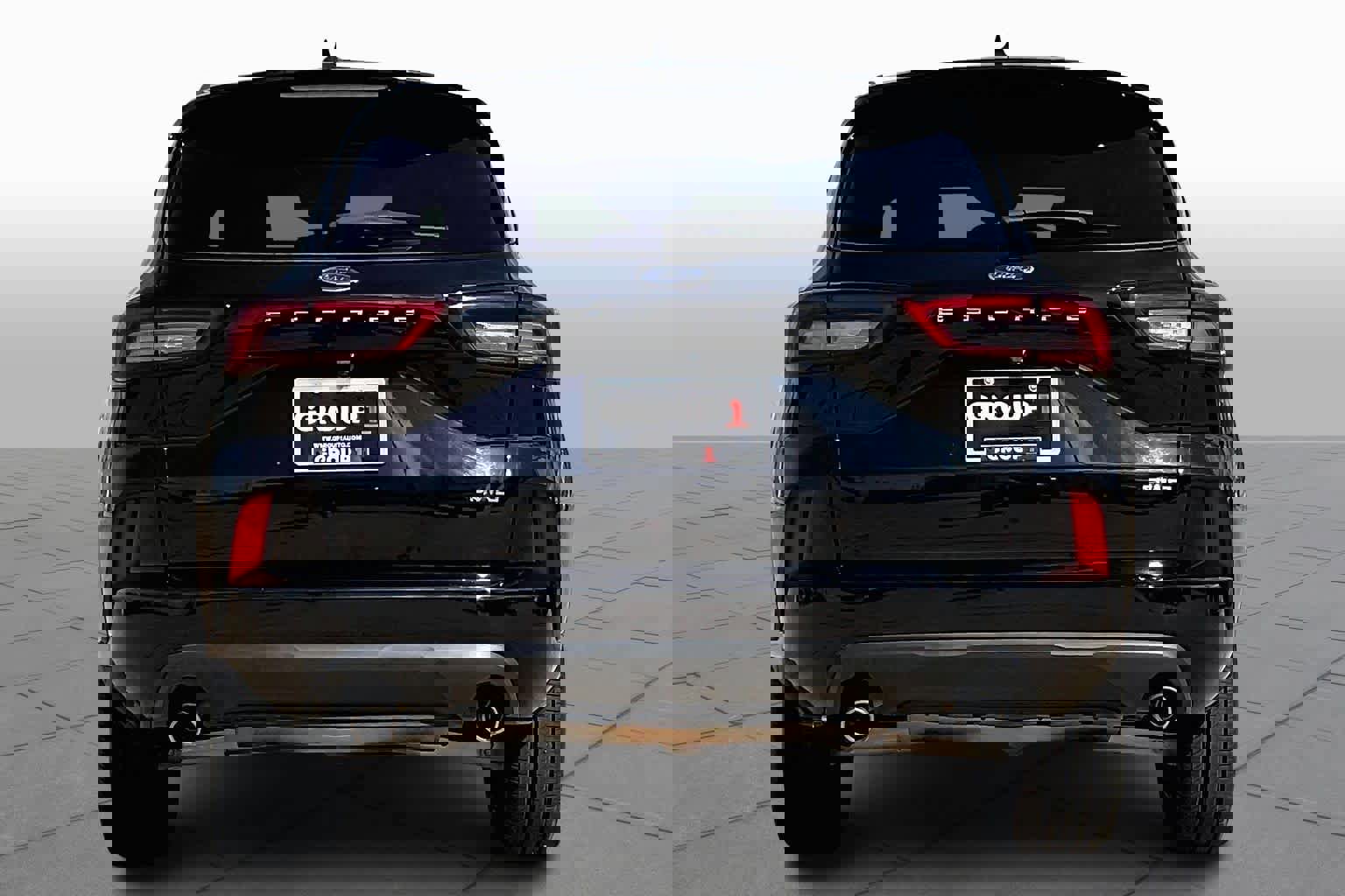 Used 2024 Ford Escape ST-Line image 9