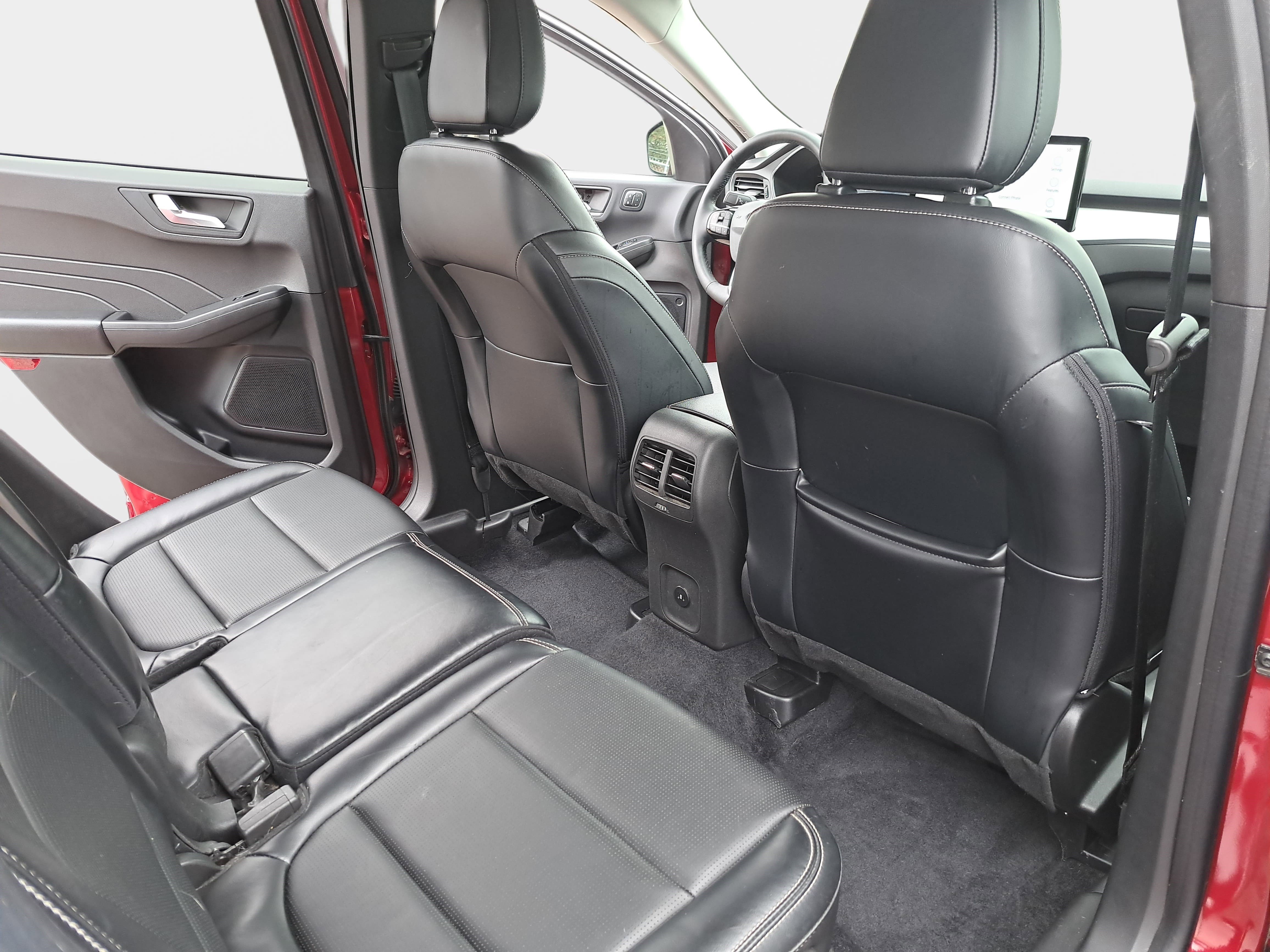 Used 2023 Ford Escape Platinum image 11