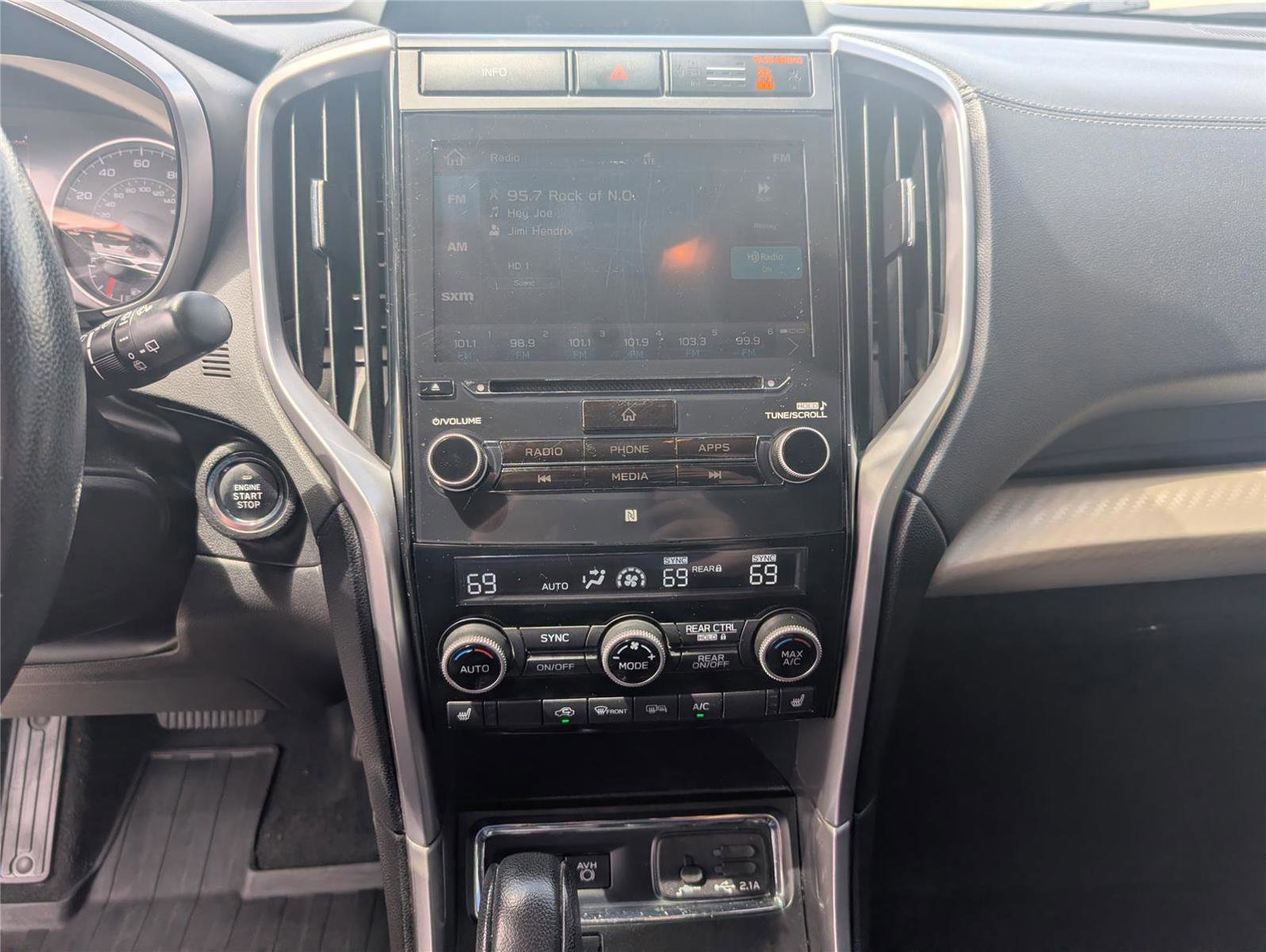 Used 2022 Subaru Ascent Premium w/ Convenience Package image 14