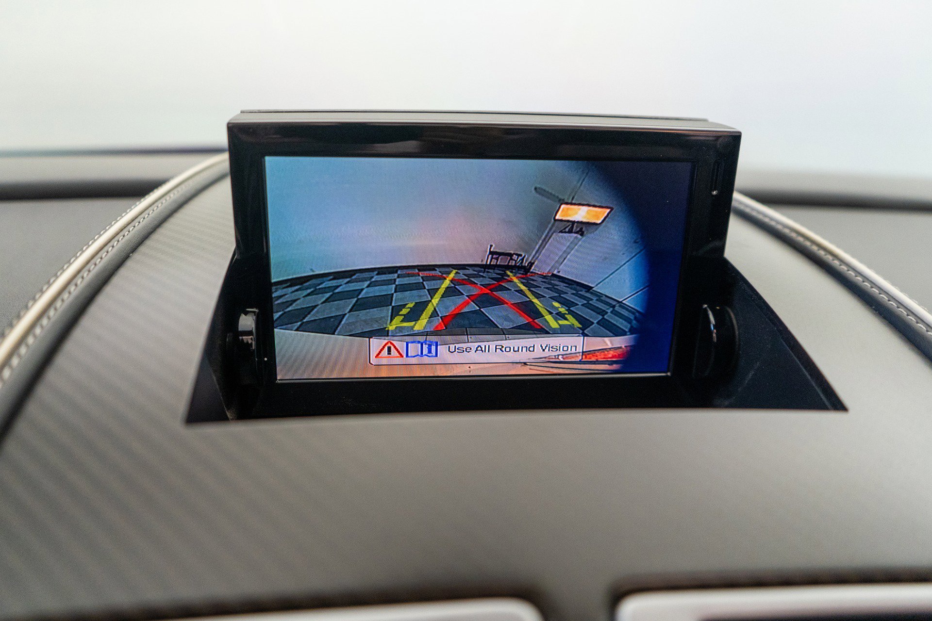 Used 2014 Aston Martin DB9 Volante image 37