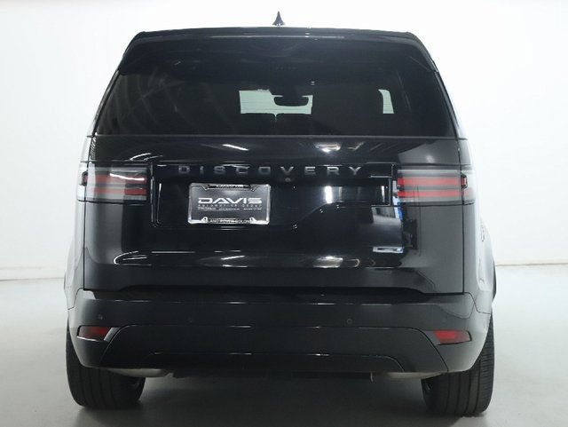 Used 2025 Land Rover Discovery Dynamic SE AWD/4WD image 7