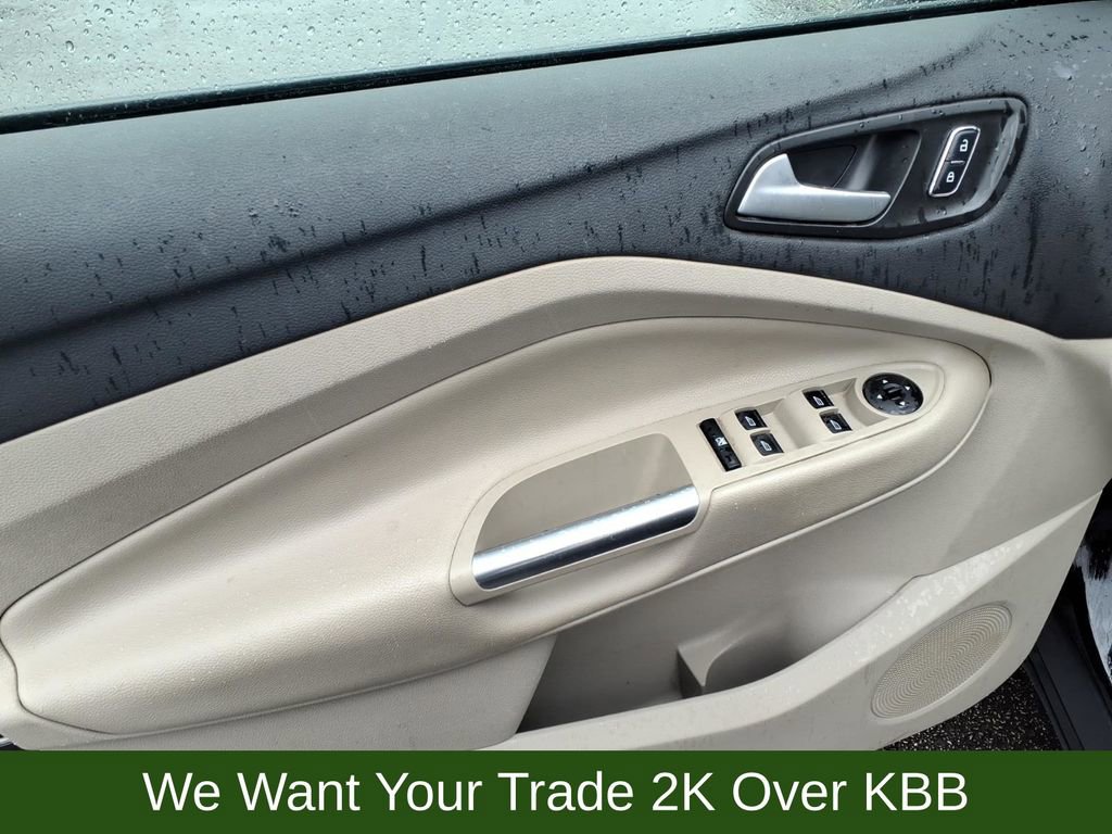 Used 2016 Ford Escape SE FWD image 11