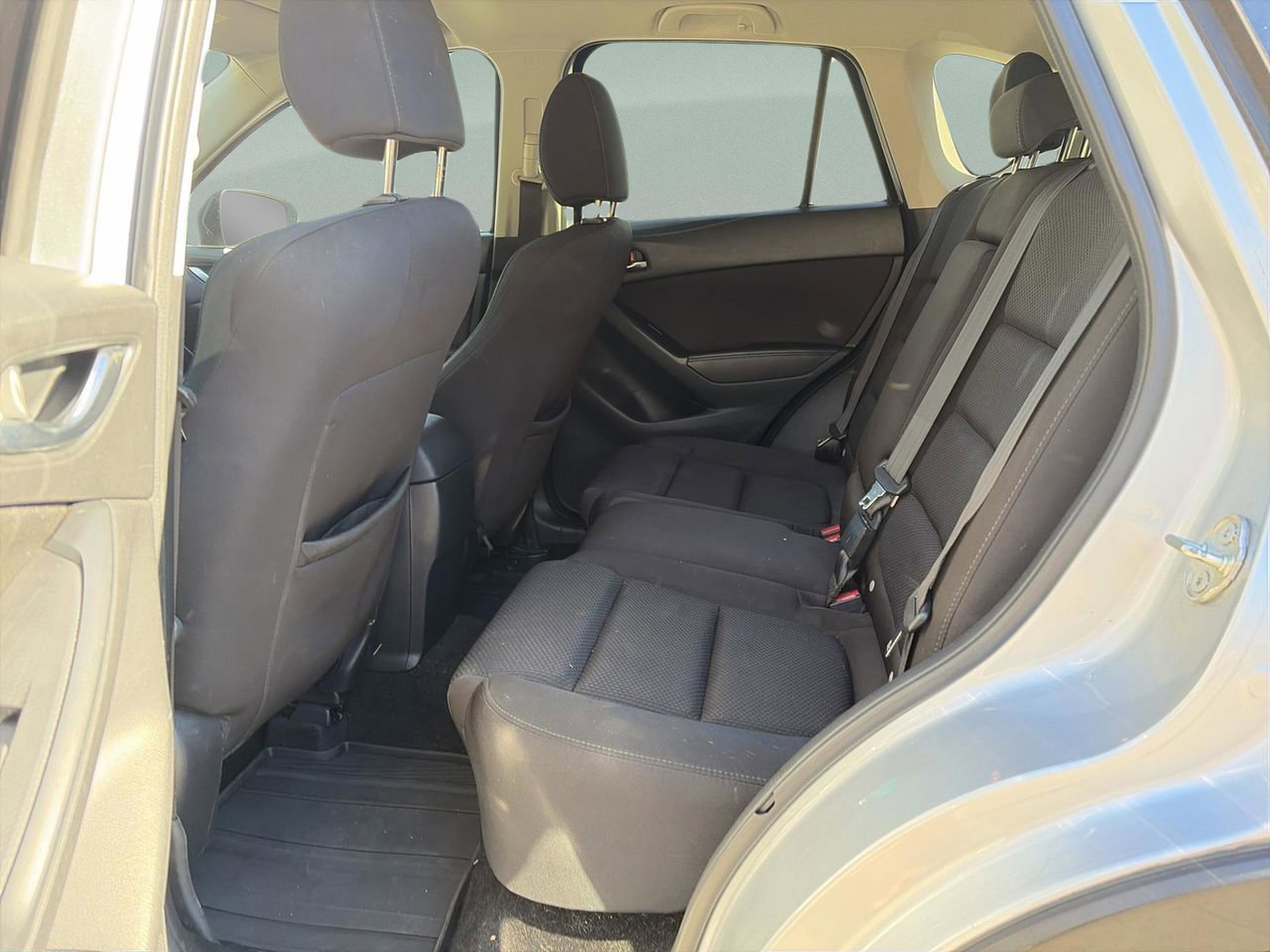 Used 2016 MAZDA CX-5 Touring image 17