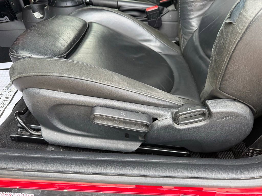 Used 2016 MINI Cooper S image 13