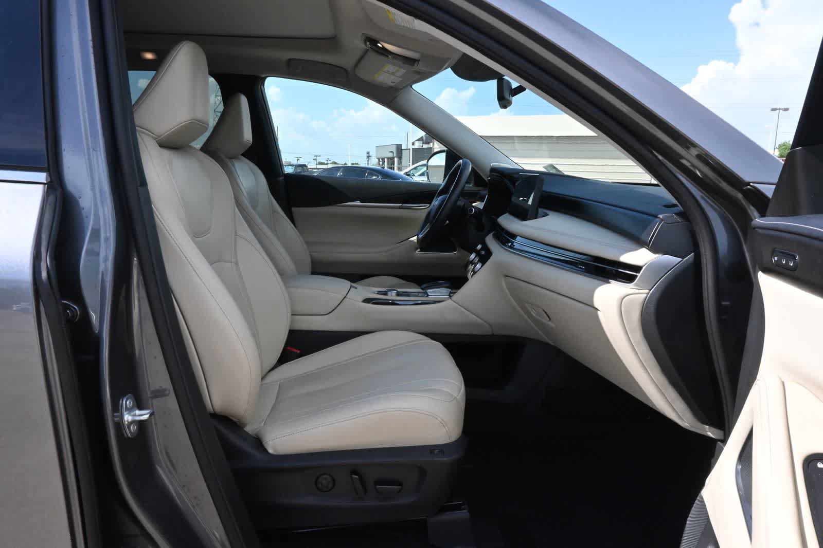 Certified 2023 INFINITI QX60 Sensory w/ Cargo Package FWD image 24