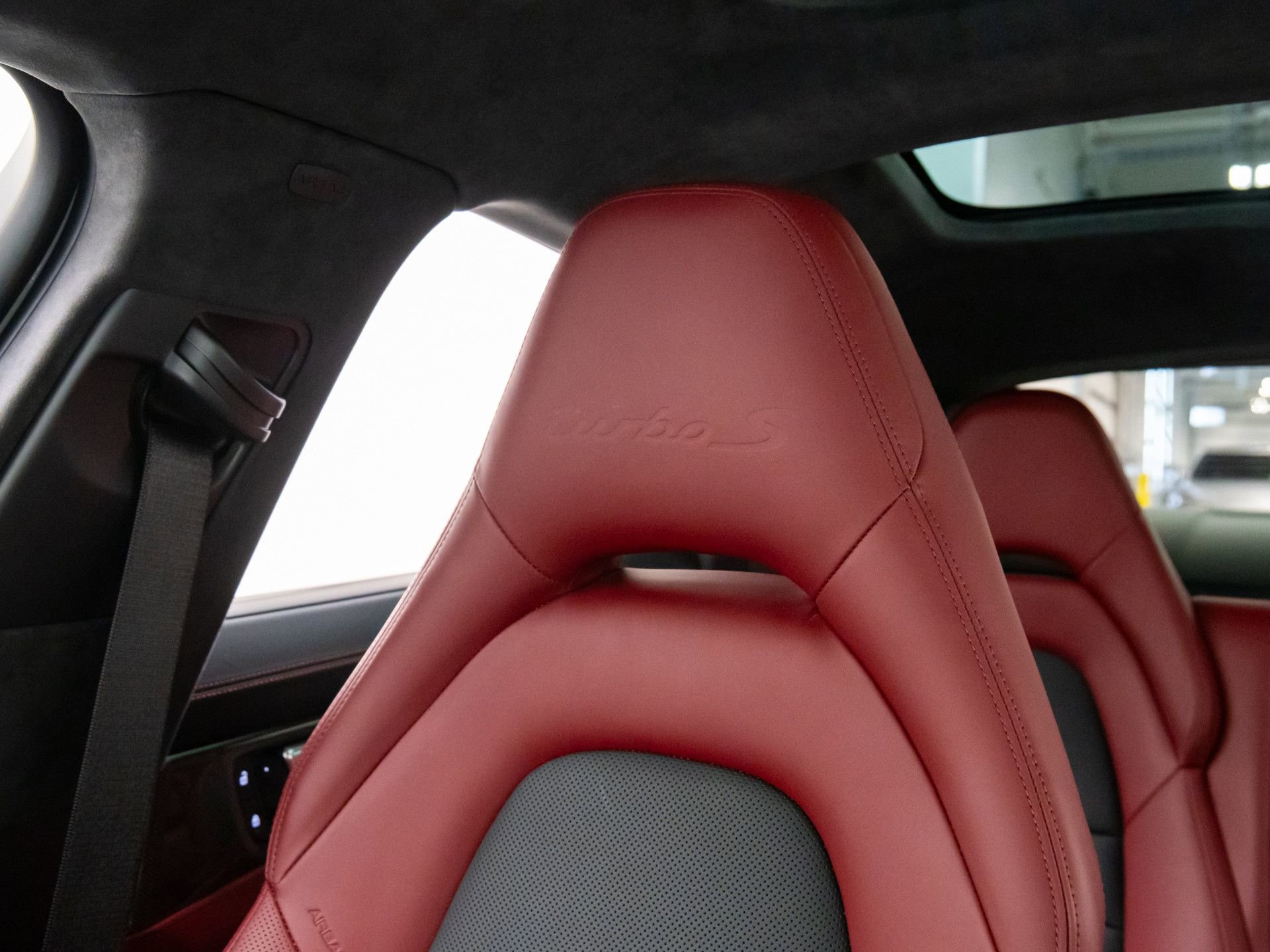 Certified 2023 Porsche Panamera Turbo S image 30