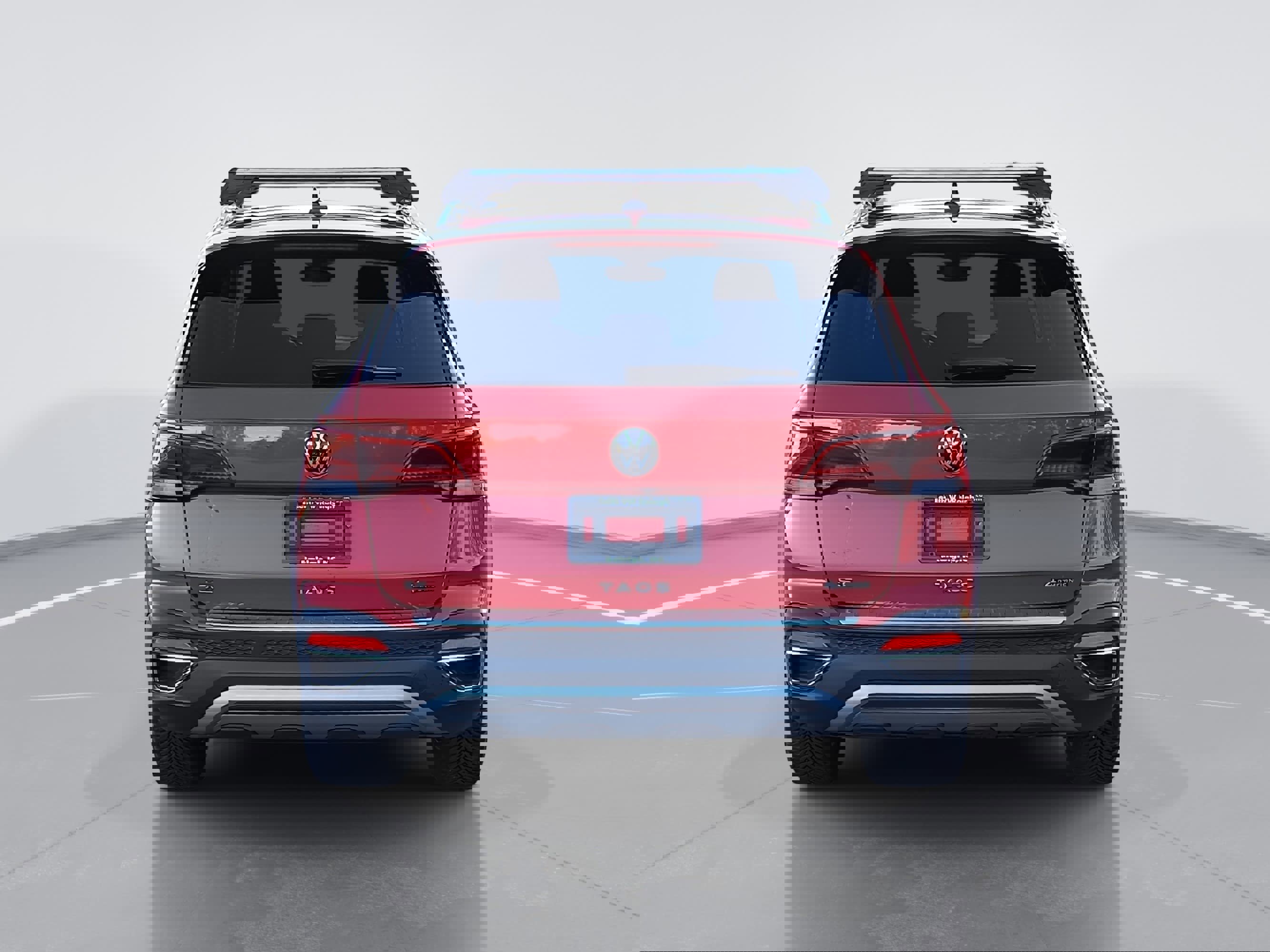 Used 2024 Volkswagen Taos SE image 4