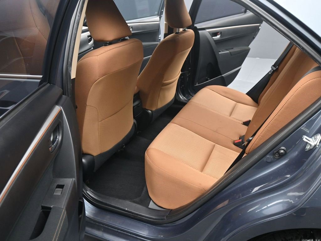 Used 2014 Toyota Corolla LE image 17