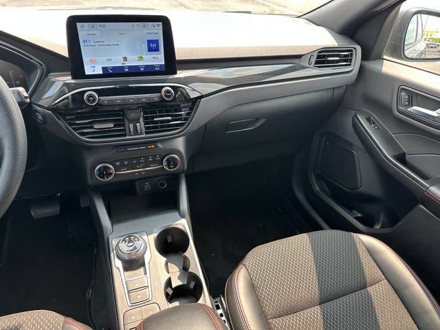 Used 2026 Ford Escape ST-Line AWD/4WD image 13