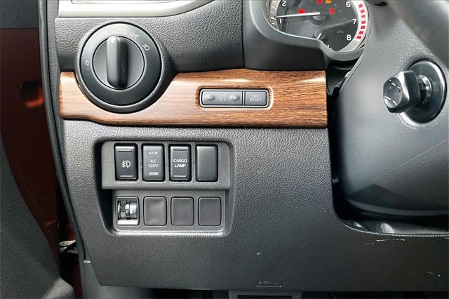 Used 2017 Nissan Titan Platinum Reserve image 16