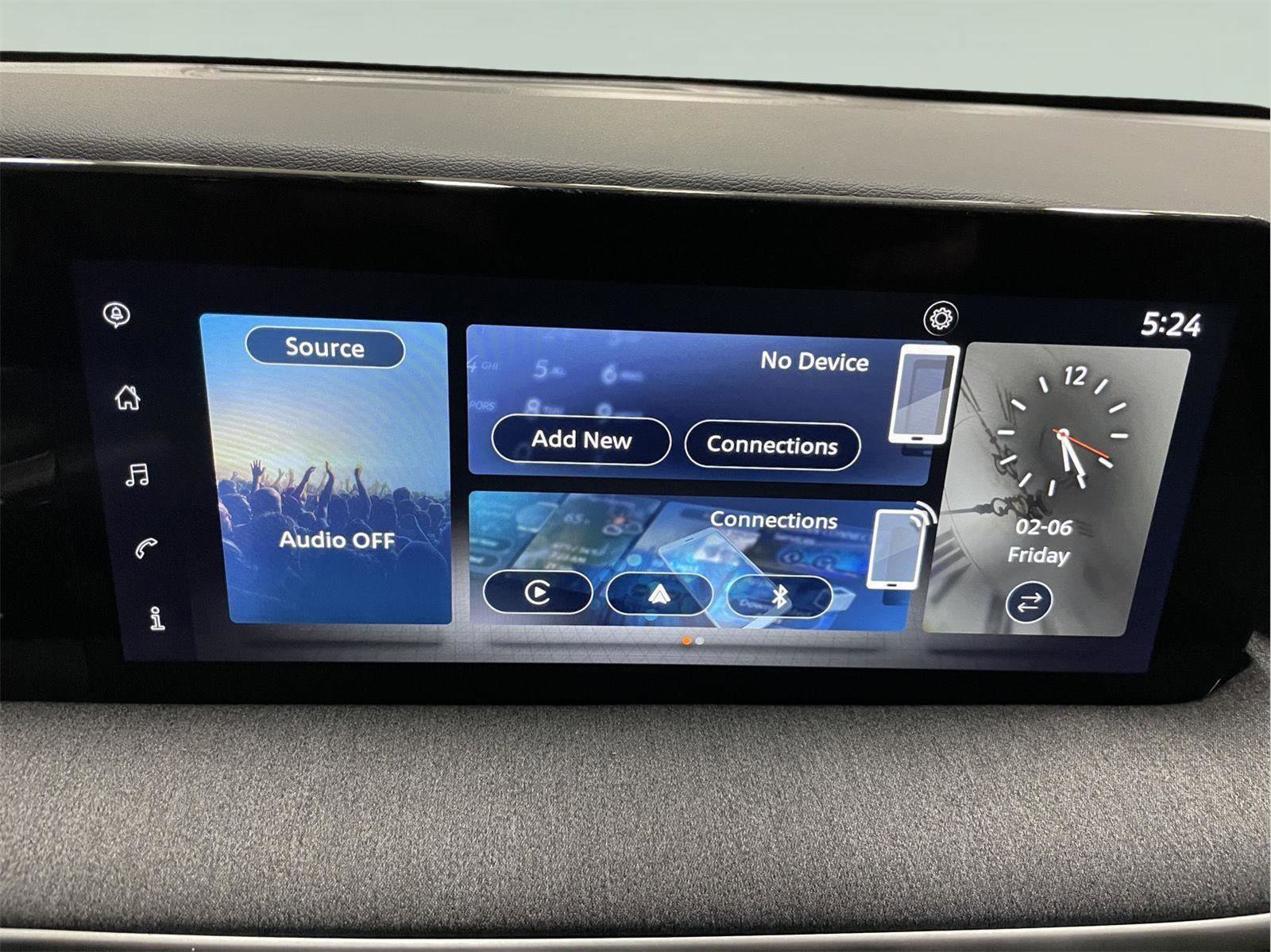 Used 2025 Nissan Kicks SV image 26