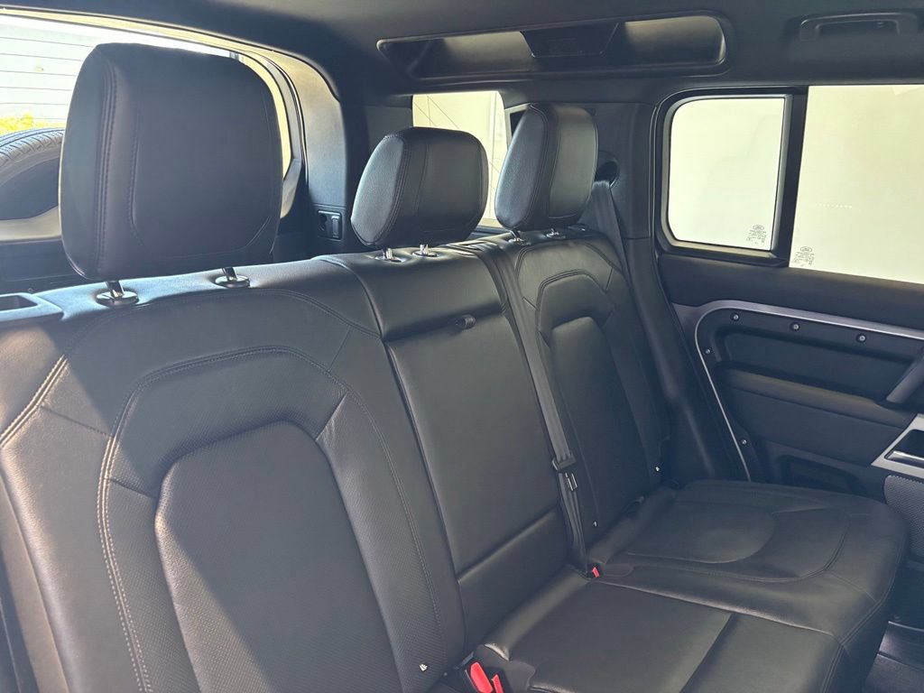 Used 2024 Land Rover Defender 110 S AWD/4WD image 15