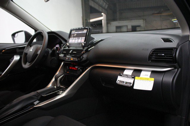 New 2026 Mitsubishi Eclipse Cross LE AWD/4WD image 17