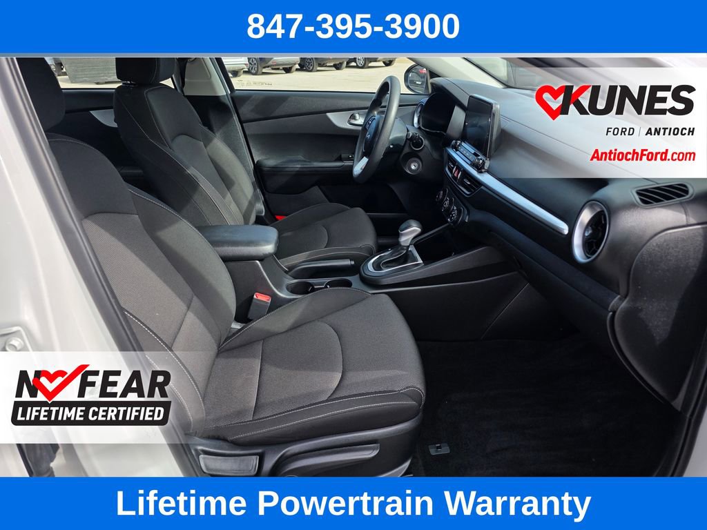 Used 2023 Kia Forte LXS w/ LXS Technology Package image 32