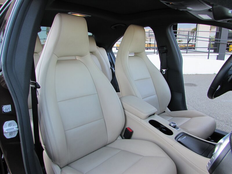 Used 2015 Mercedes-Benz CLA 250 image 33