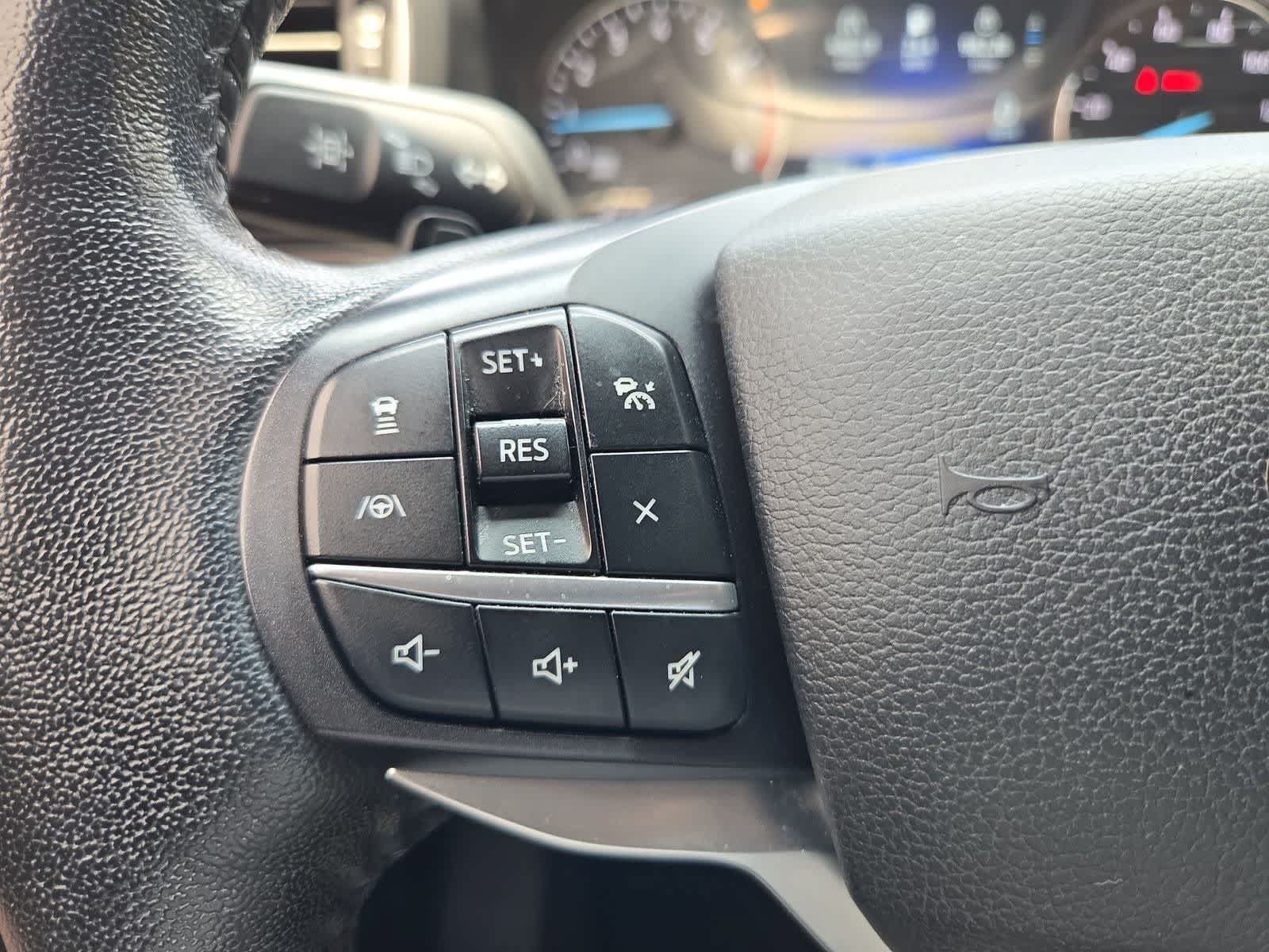 Used 2020 Ford Explorer Limited RWD image 24