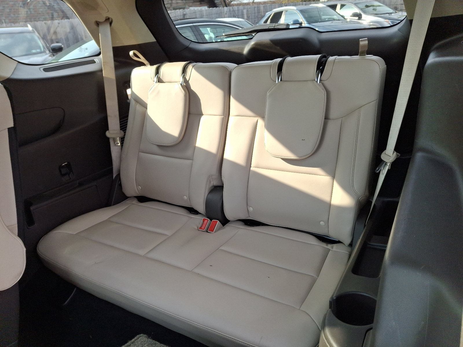 Used 2020 Ford Explorer Platinum w/ Premium Technology Package image 10