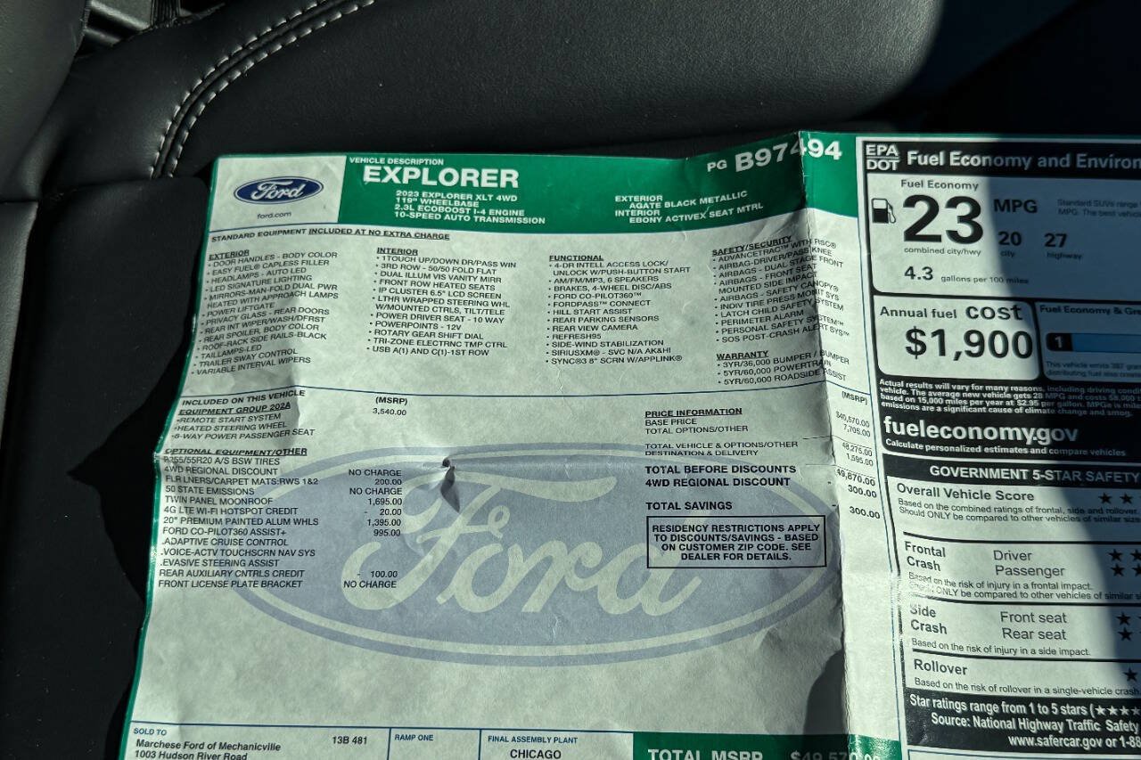 Used 2023 Ford Explorer XLT w/ Equipment Group 202A AWD/4WD image 34