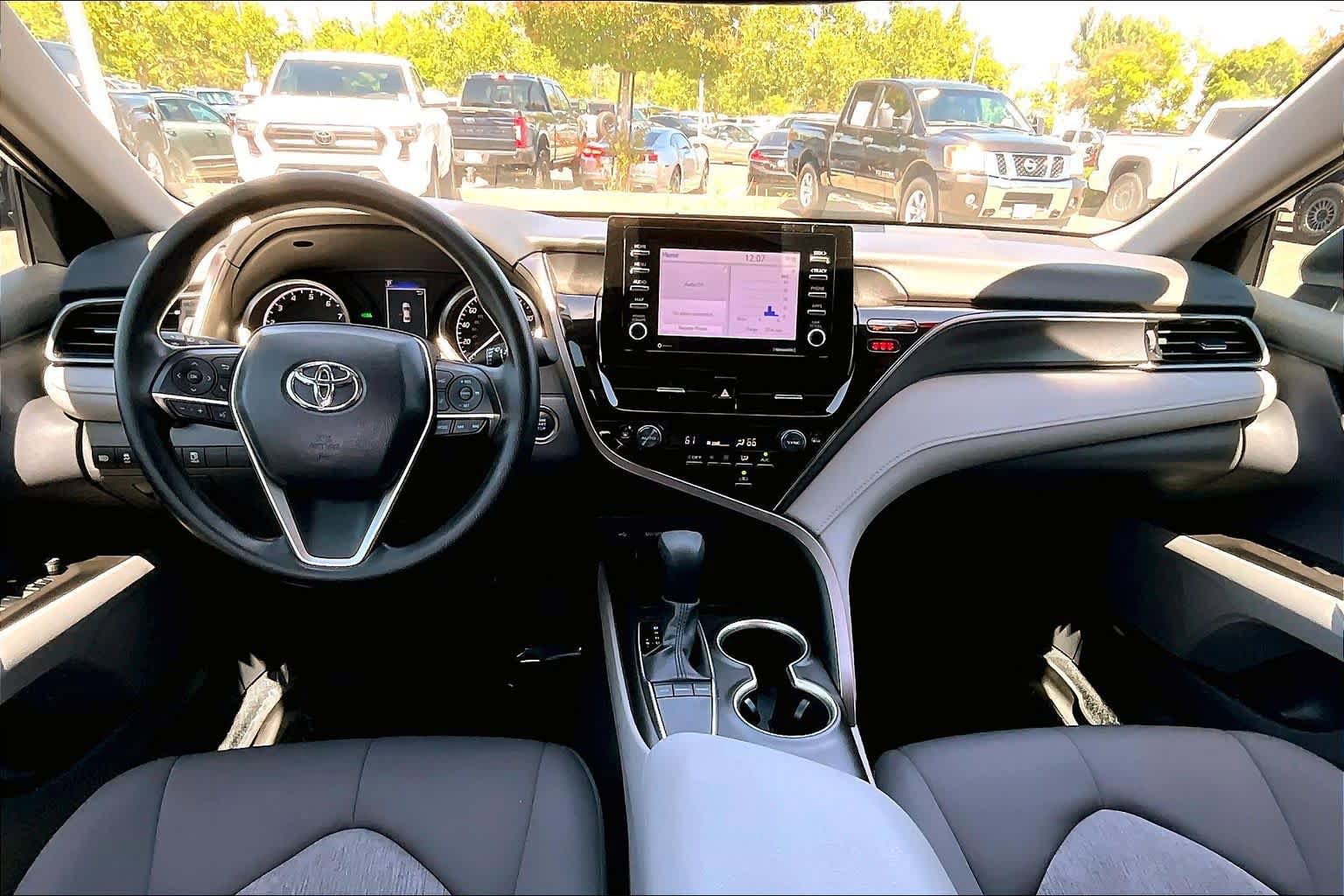 Used 2024 Toyota Camry LE w/ Convenience Package FWD image 15