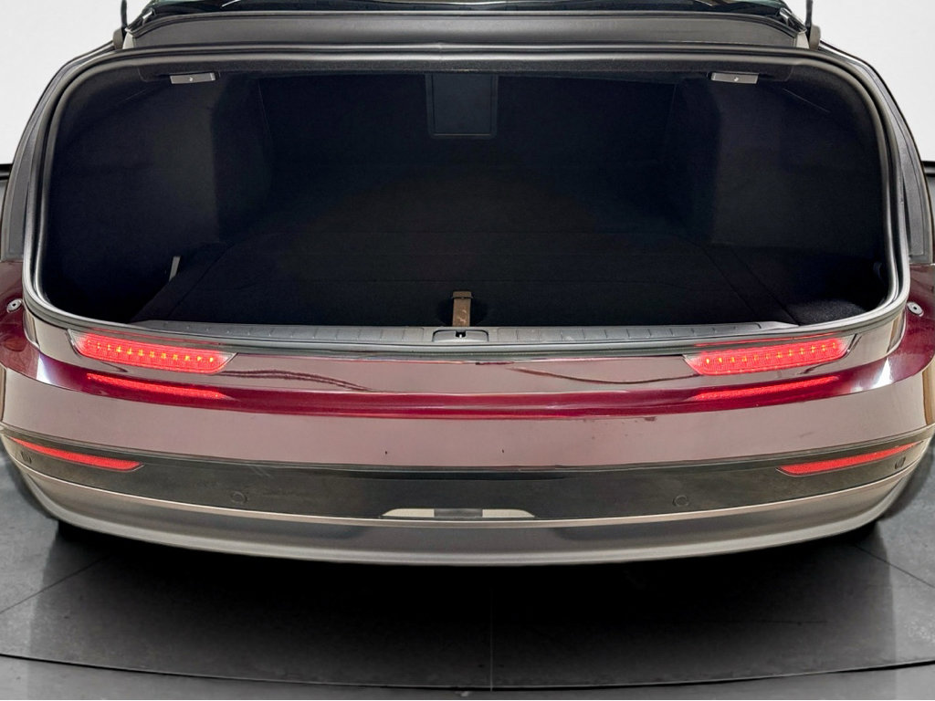 Used 2025 Lucid Air Pure image 28