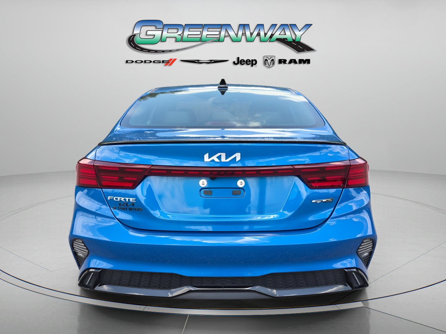 Used 2024 Kia Forte GT-Line w/ GT-Line Premium Package FWD image 4