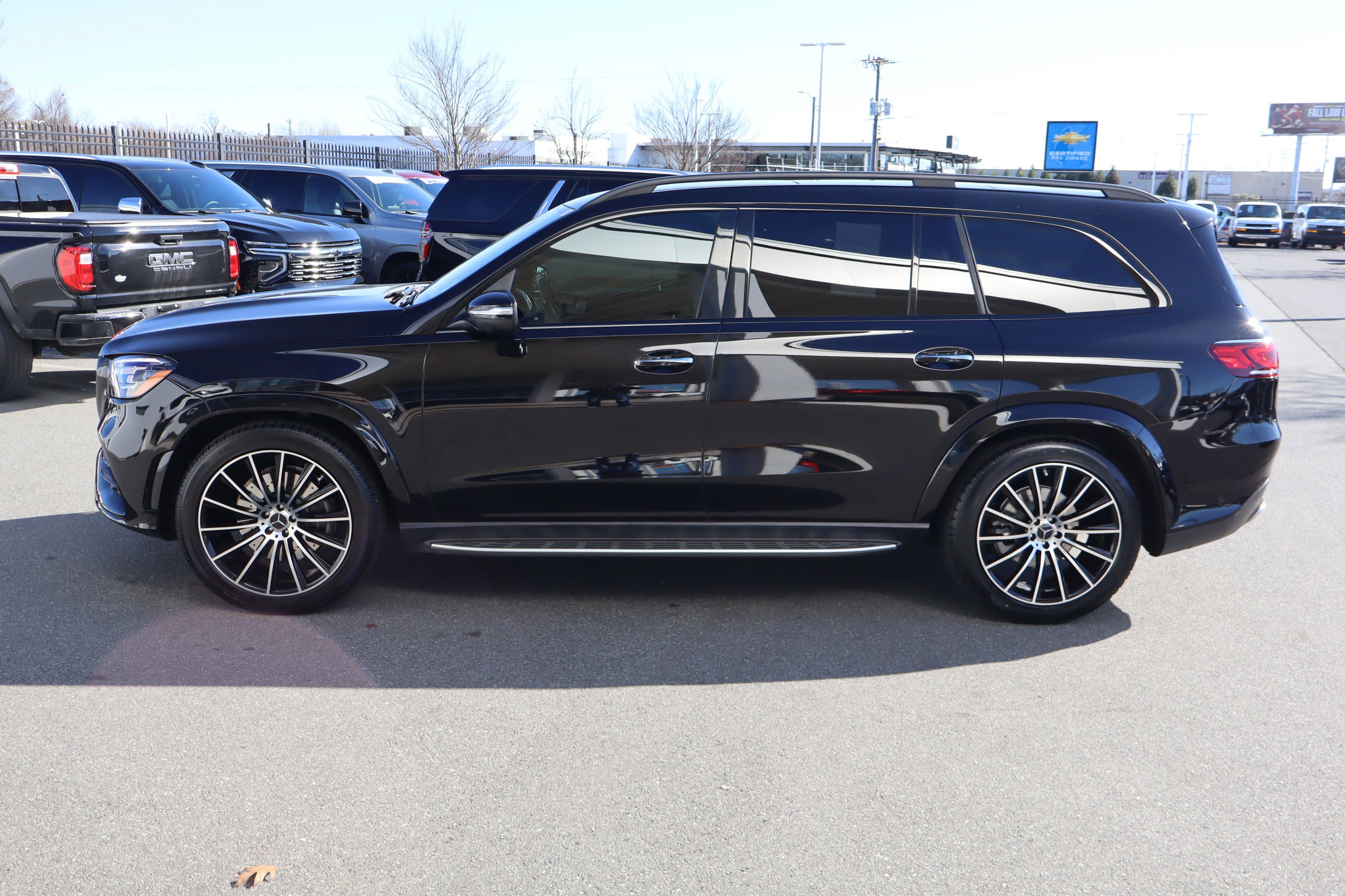 Used 2021 Mercedes-Benz GLS 580 4MATIC image 7