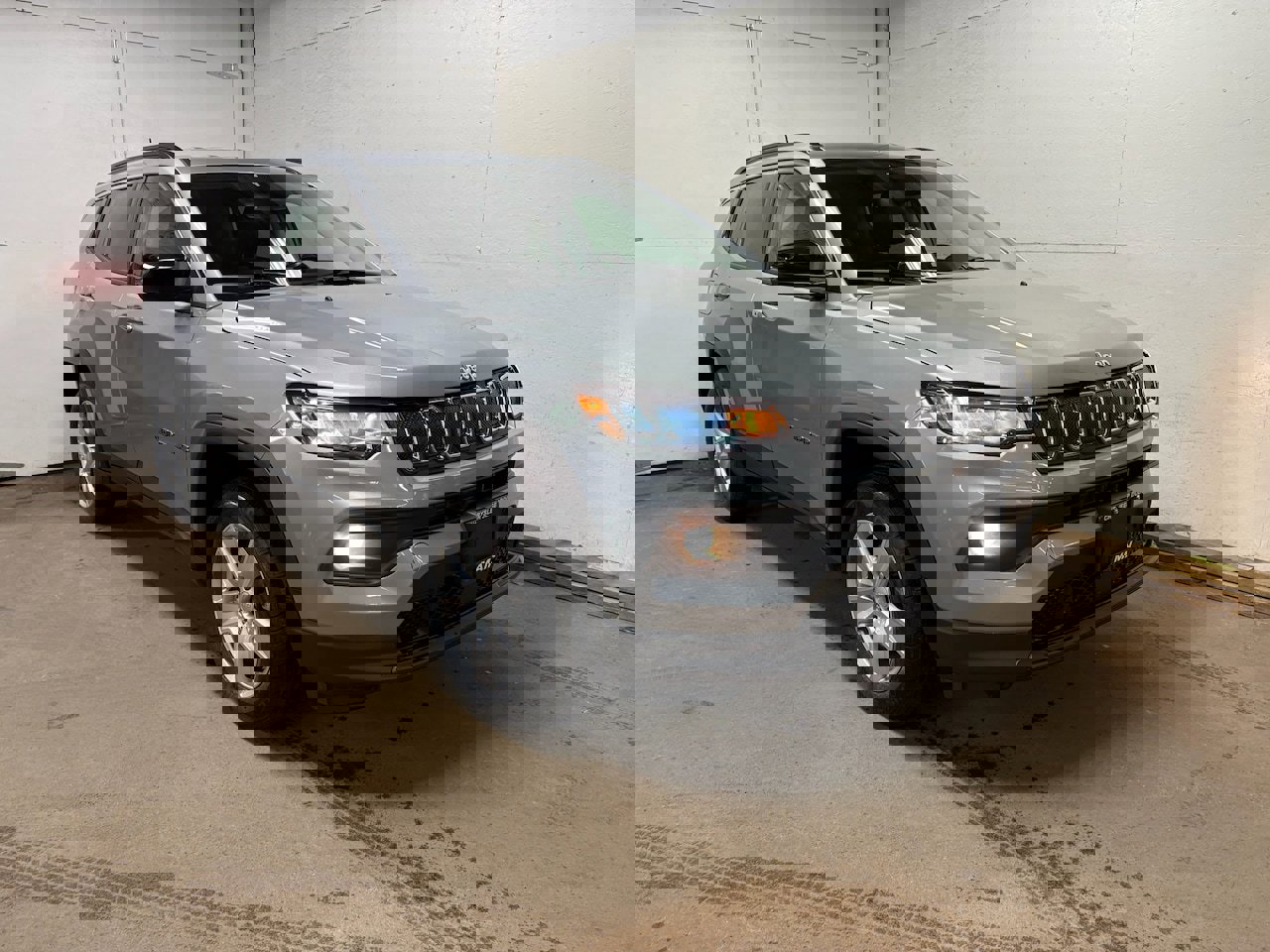 Certified 2022 Jeep Compass Latitude w/ Convenience Group image 1