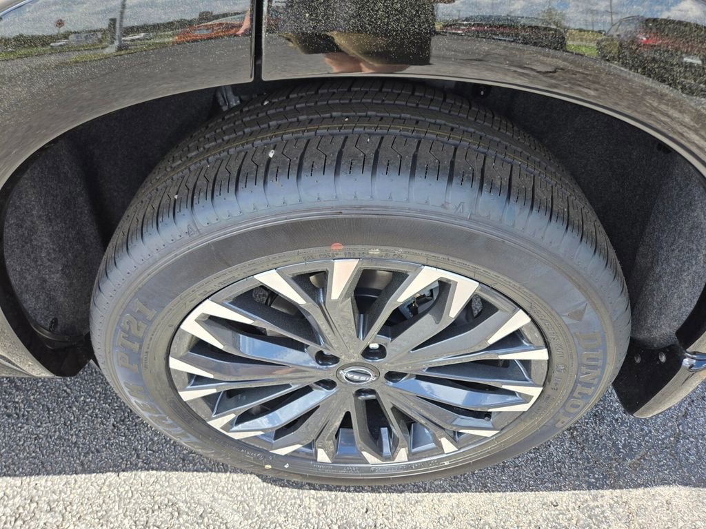 New 2026 Nissan Rogue Platinum image 6