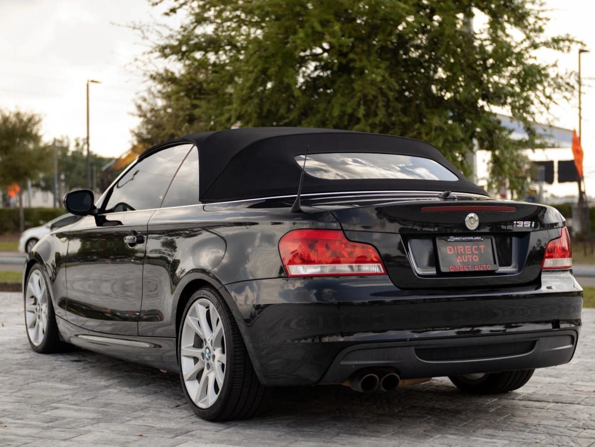 Used 2012 BMW 135i Convertible RWD image 8