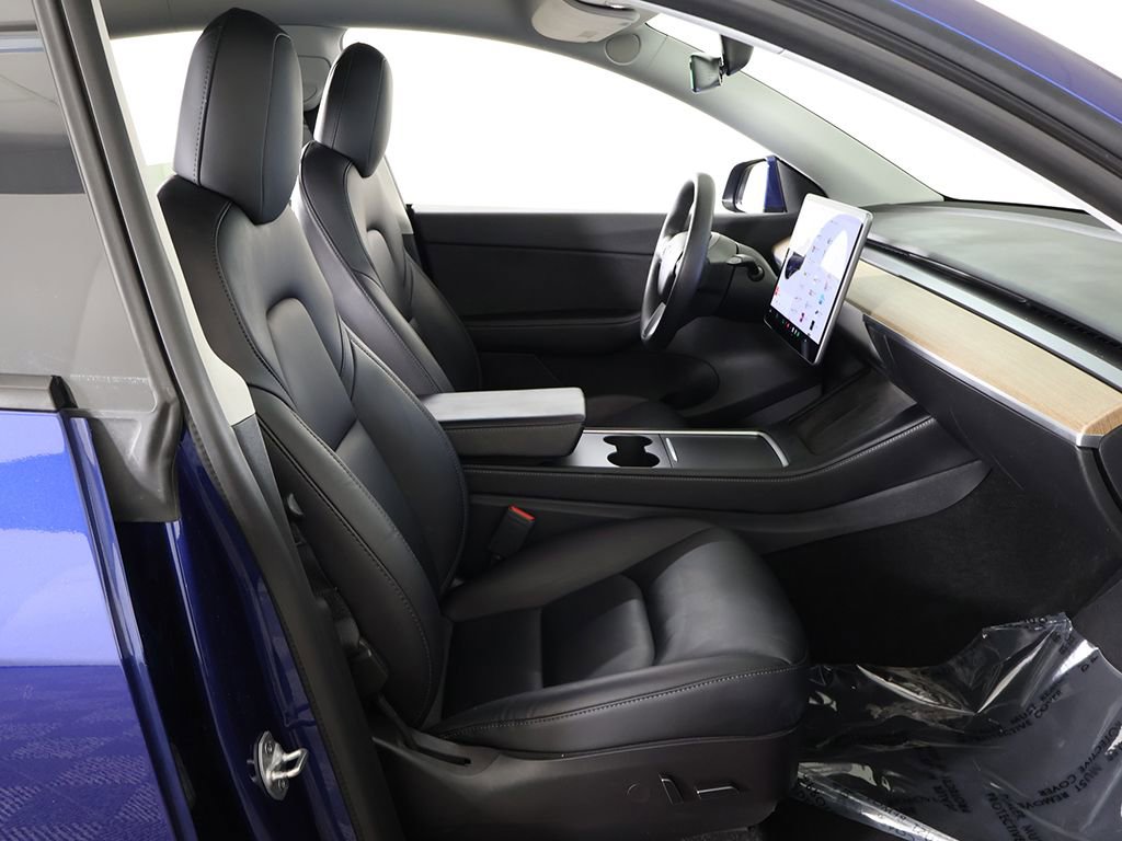 Used 2021 Tesla Model Y Long Range AWD/4WD image 33