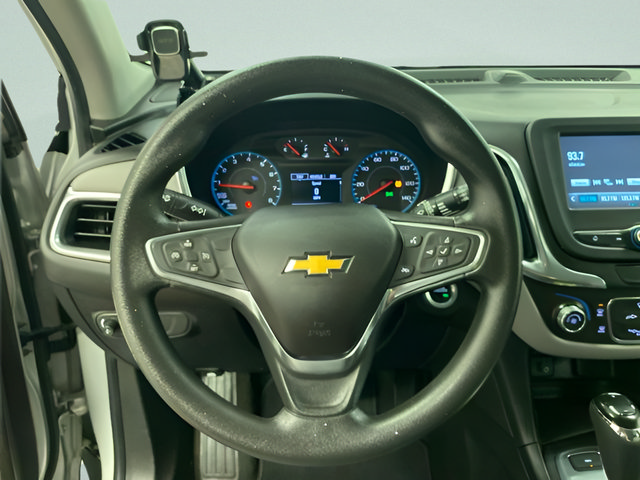 Used 2018 Chevrolet Equinox LS AWD/4WD image 14