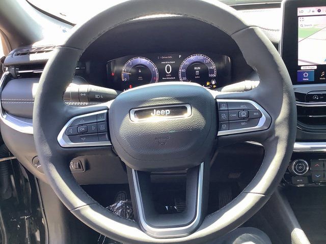 Used 2023 Jeep Compass High Altitude w/ Driver Assist Group I image 11