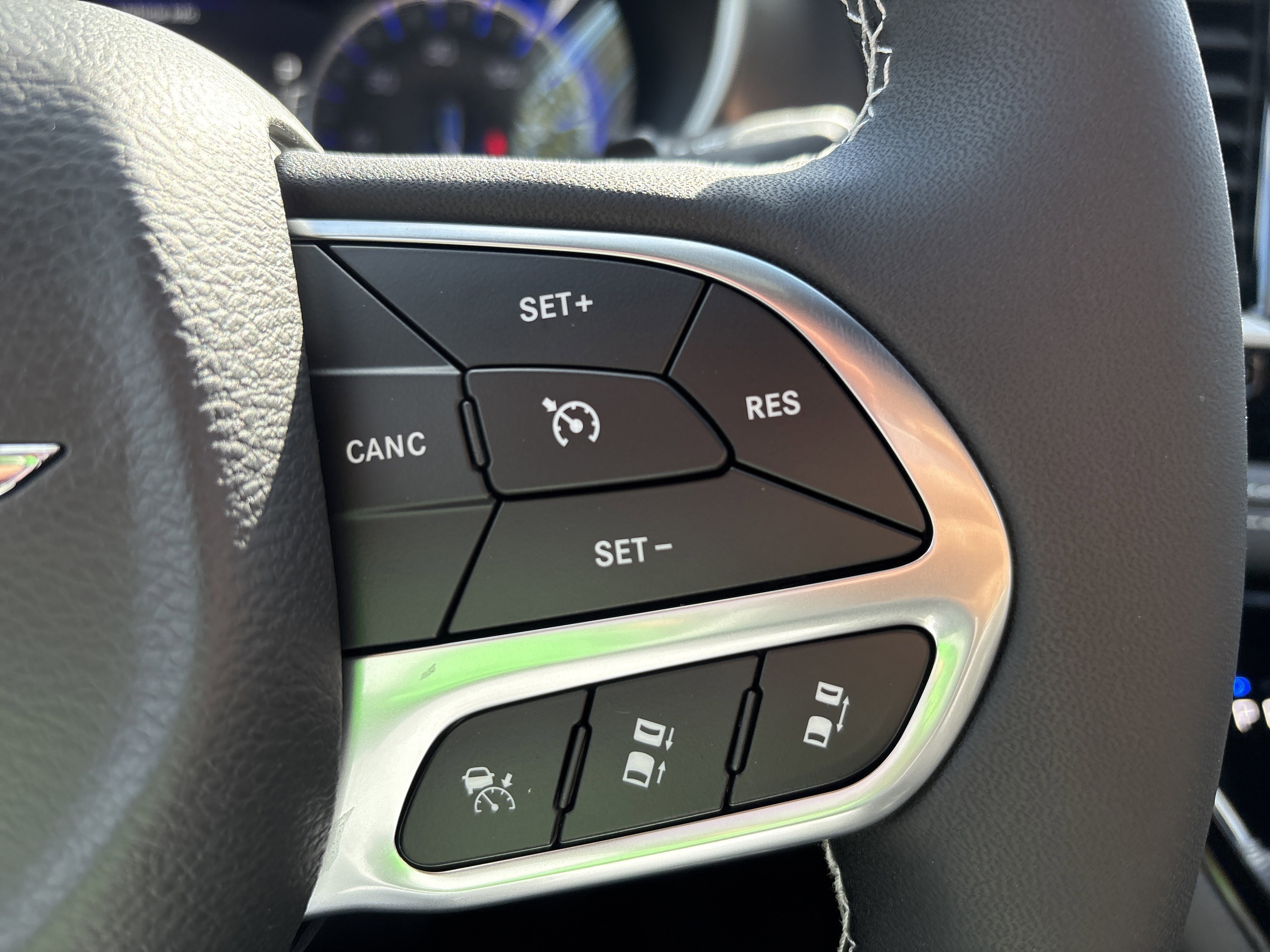 New 2026 Chrysler Pacifica Select image 26