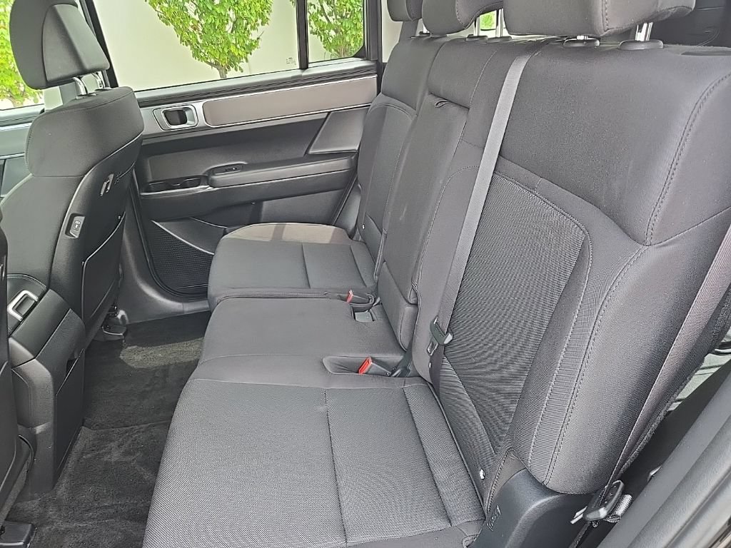 Certified 2025 Hyundai Santa Fe SE FWD image 30
