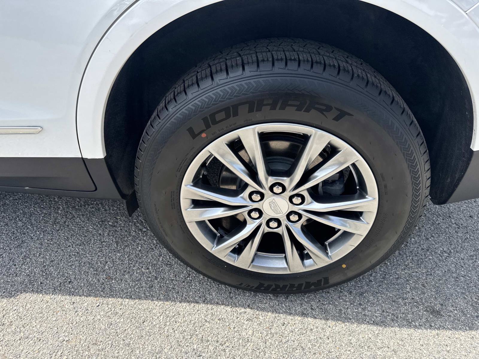 Used 2021 Cadillac XT5 Premium Luxury image 6