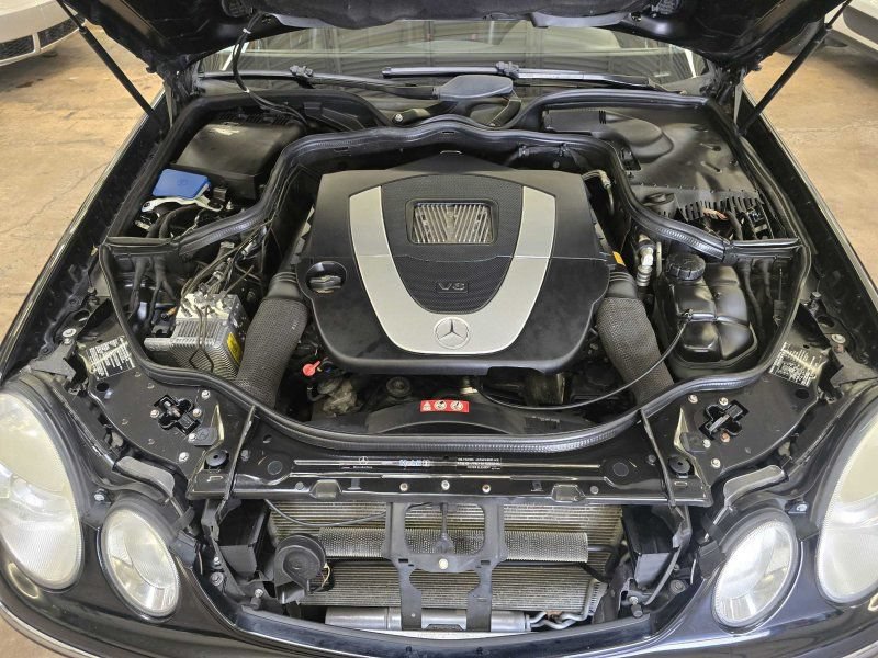 Used 2006 Mercedes-Benz E 350 4MATIC Sedan image 12