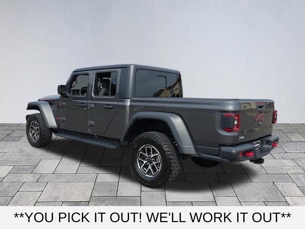 Used 2024 Jeep Gladiator Rubicon w/ Technology Group AWD/4WD image 5