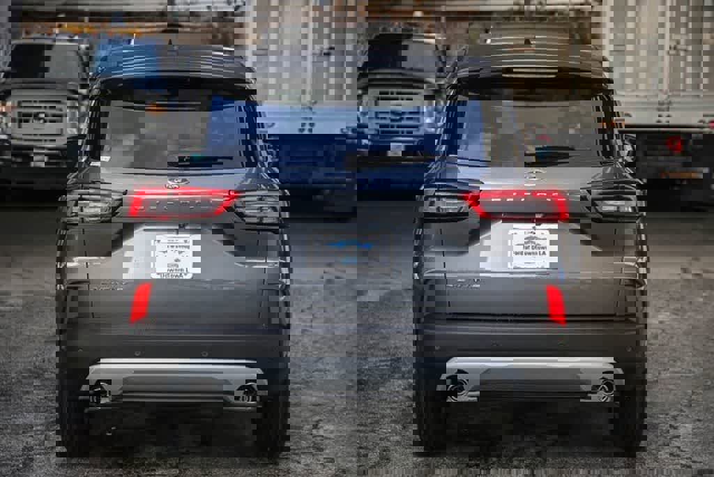 New 2024 Ford Escape Active w/ Tech Pack #2 image 6