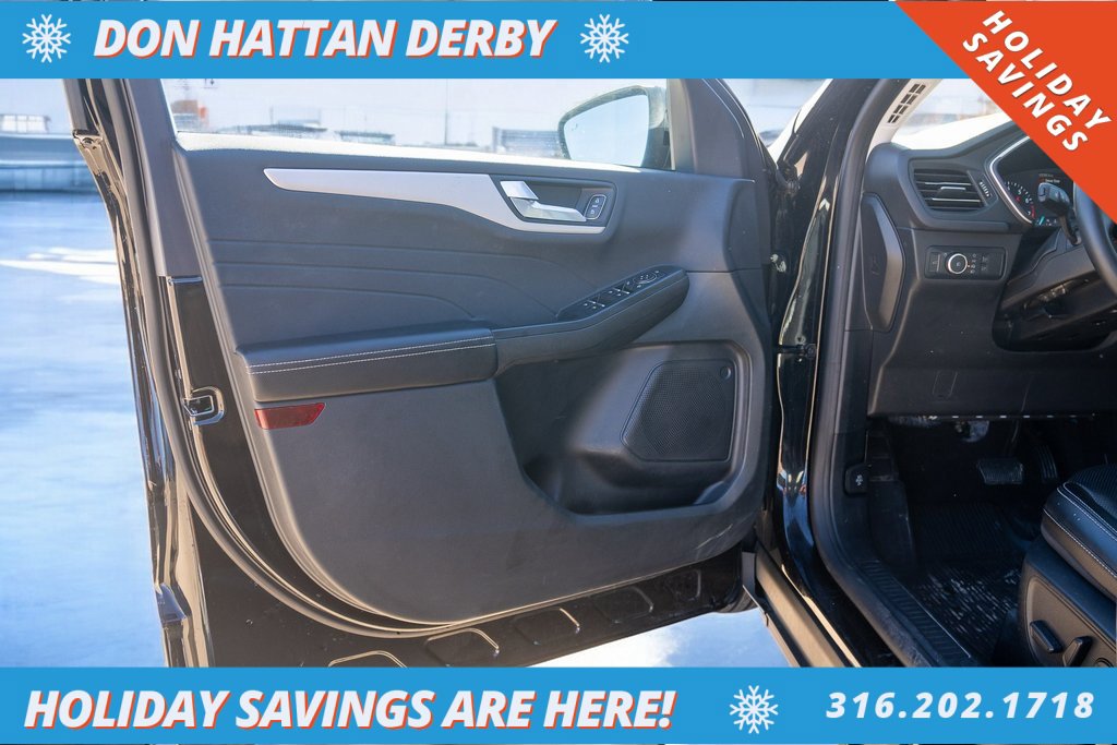 Used 2022 Ford Escape SEL image 16