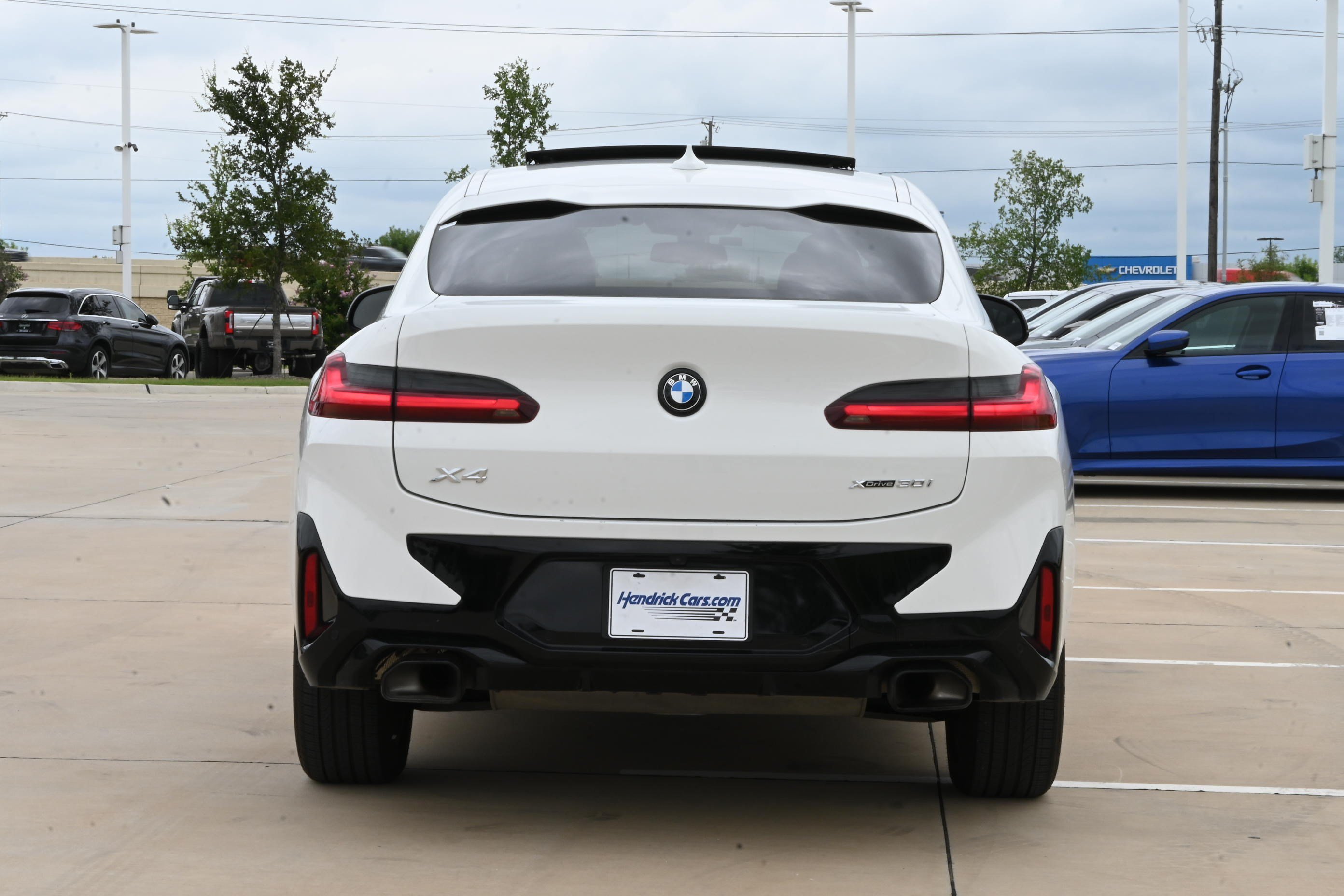 Certified 2025 BMW X4 xDrive30i w/ Premium Package AWD/4WD image 8