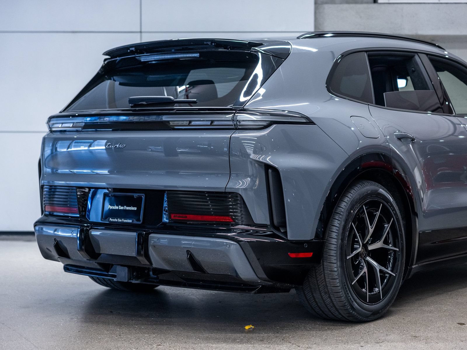 New 2026 Porsche Cayenne Turbo AWD/4WD image 28