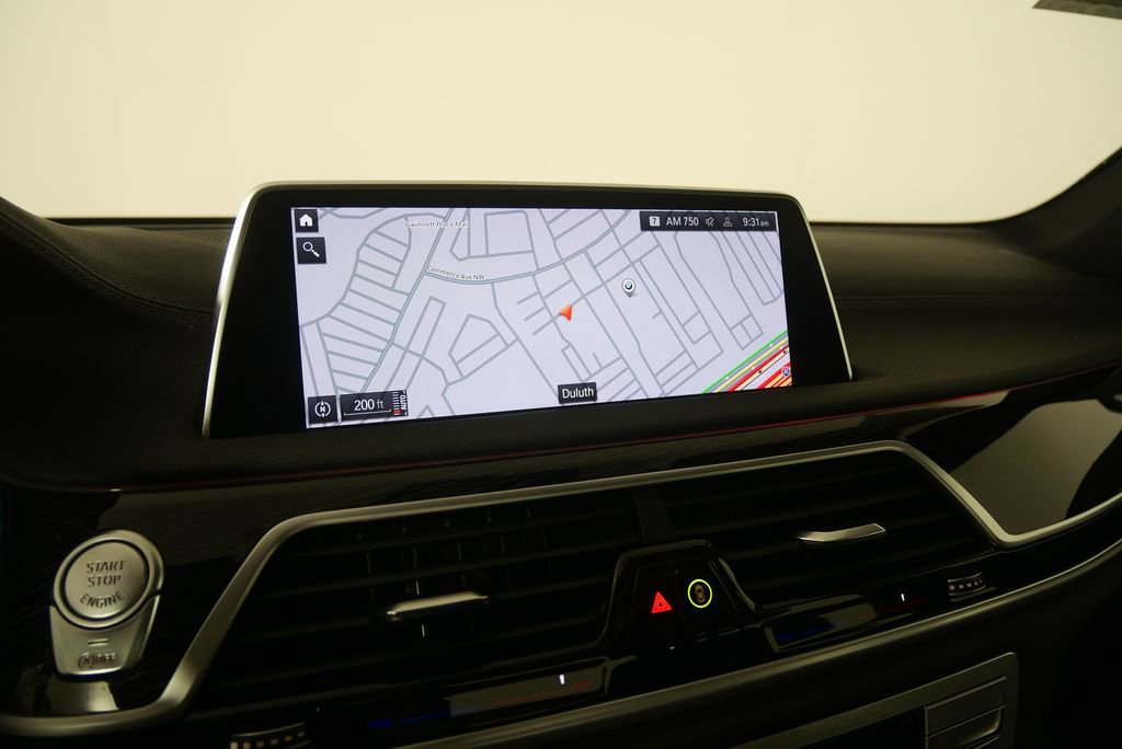 Used 2022 BMW 740i xDrive w/ M Sport Package image 25