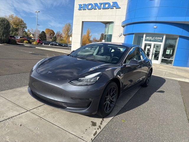 Used 2018 Tesla Model 3 Long Range image 14