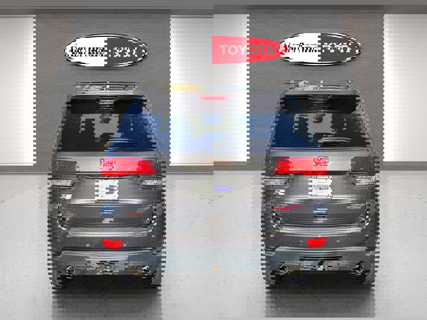 Used 2021 Jeep Grand Cherokee Trailhawk w/ Premium Lighting Group image 7