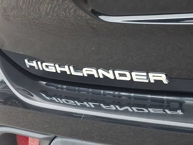 Used 2024 Toyota Highlander XLE AWD/4WD image 41