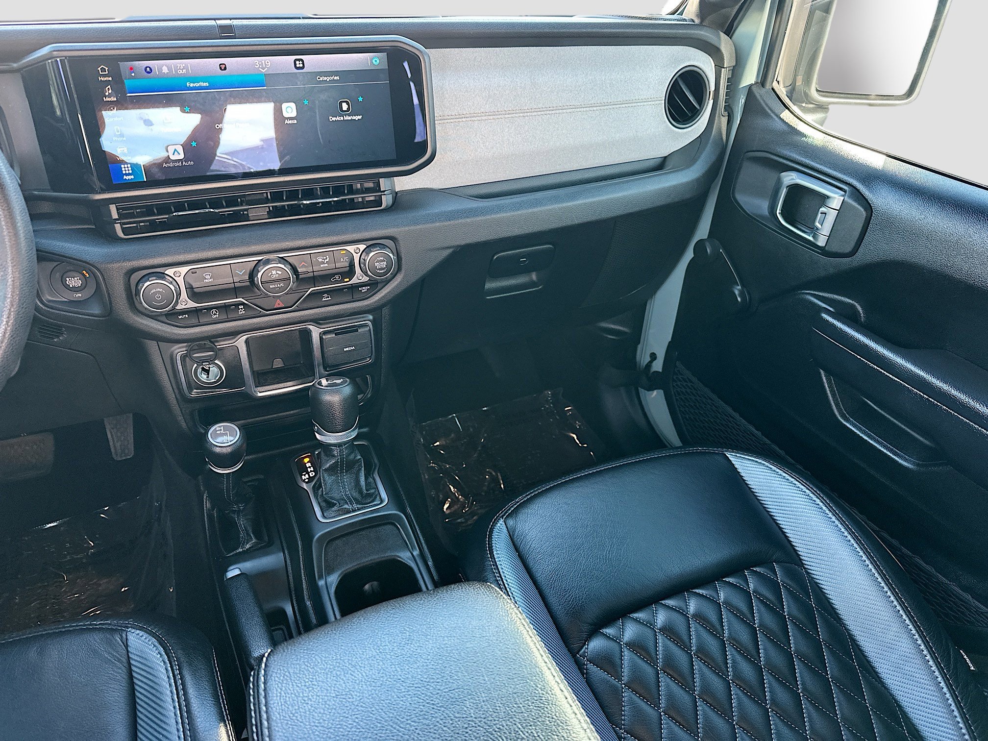 Used 2024 Jeep Wrangler Sport image 22