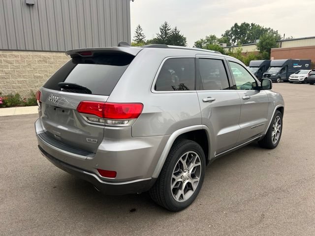 Used 2018 Jeep Grand Cherokee Limited RWD image 5