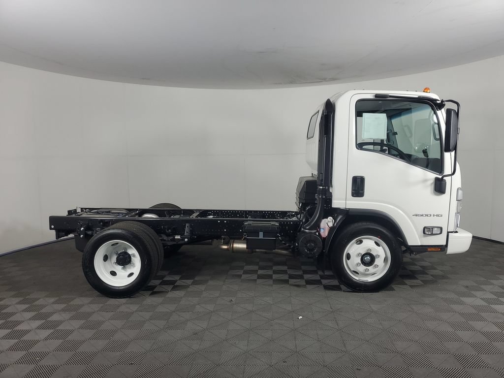 New 2026 Chevrolet Low Cab Forward RWD image 1