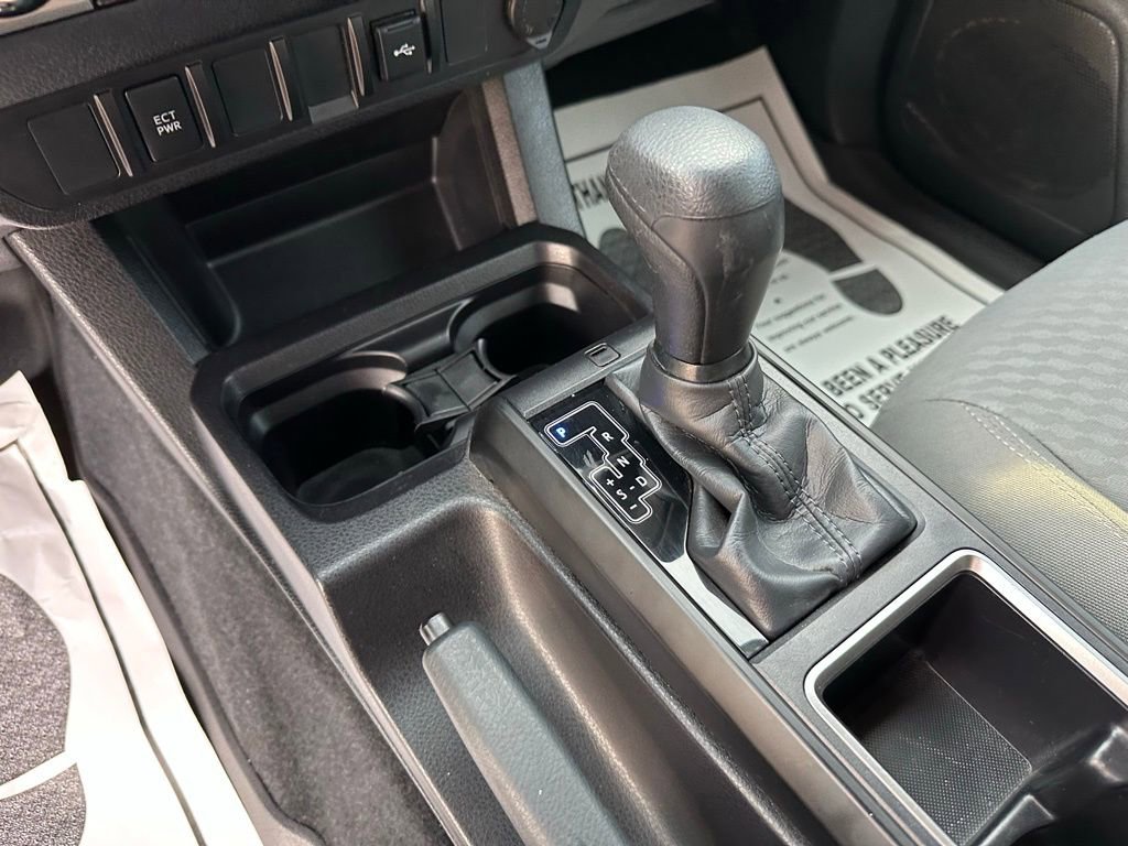 Used 2023 Toyota Tacoma SR AWD/4WD image 22