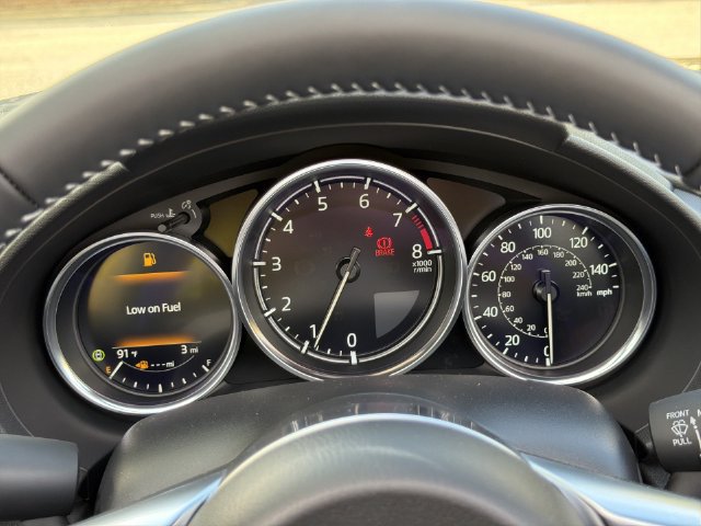 New 2026 MAZDA MX-5 Miata Club w/ Interior Package RWD image 15